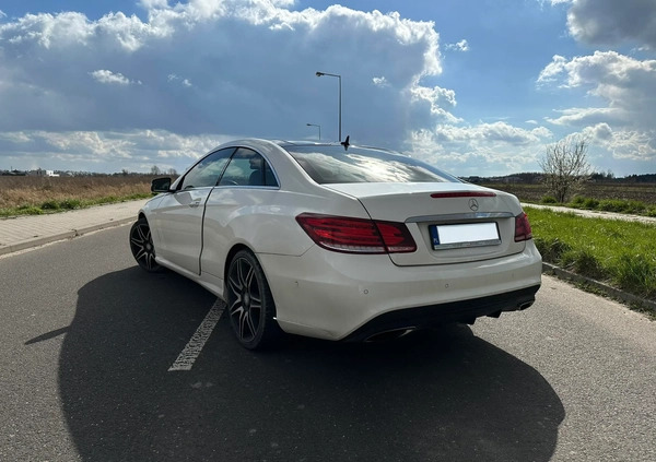Mercedes-Benz Klasa E cena 89900 przebieg: 167000, rok produkcji 2015 z Łódź małe 67